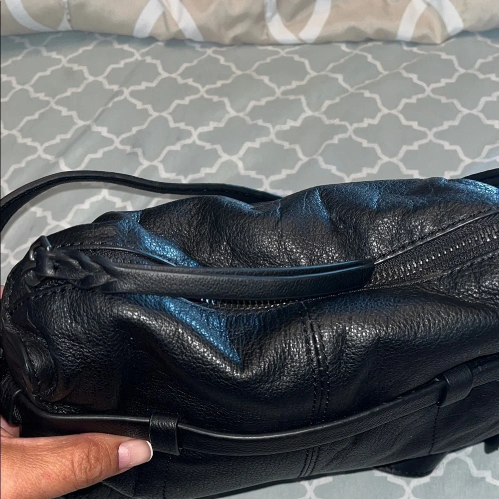 Liebeskind Fremont Crossbody Bag Liebeskind. Black Leather